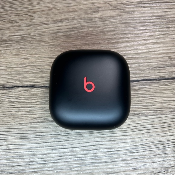 Power Beats Fit Pro